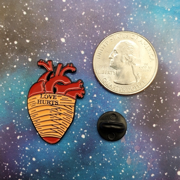 Love Hurts Anatomical Heart Enamel Pin - Picture 2 of 3